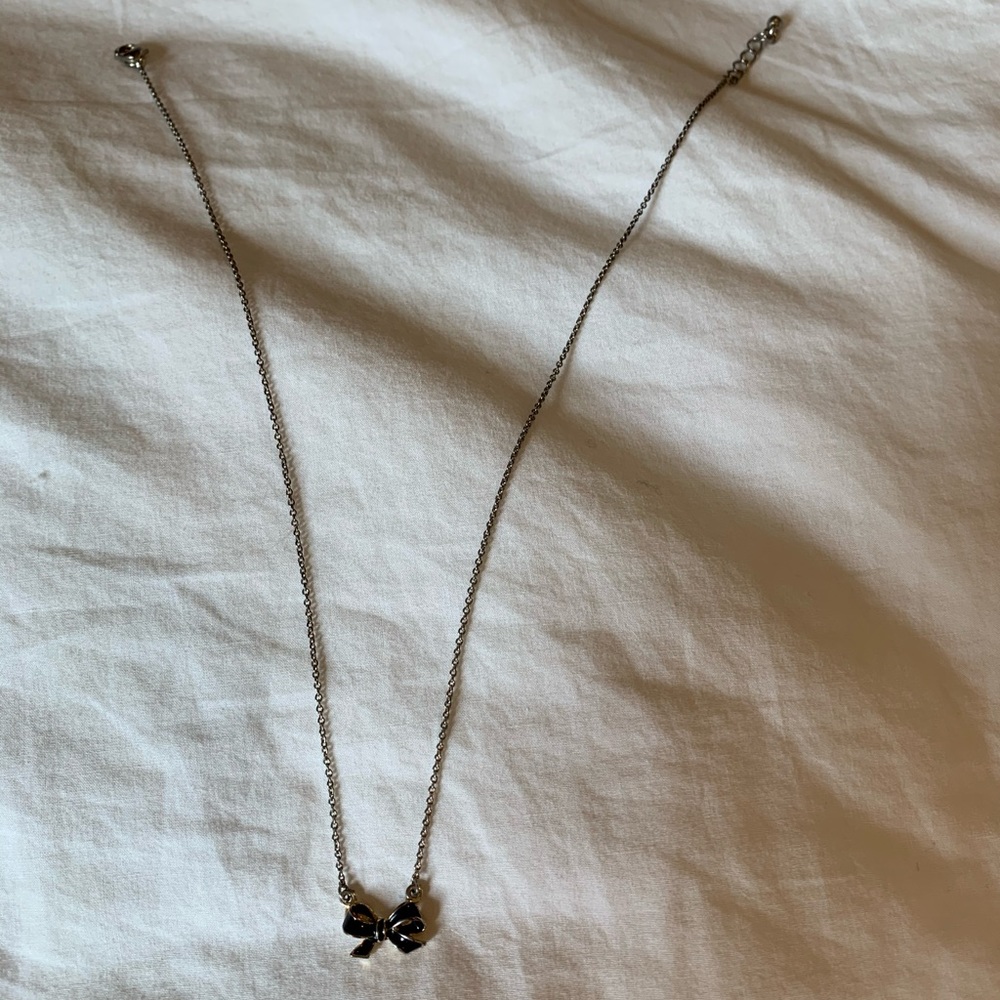 Black Bow-tie Neckless